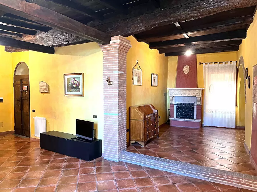 Immagine 4 di Appartamento in vendita  in Via Porta Romana a Paliano