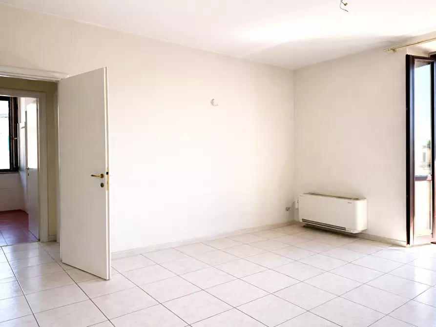 Immagine 5 di Appartamento in vendita  in Via Gioacchino Rossini a Frosinone