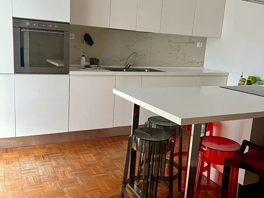 Immagine 4 di Quadrilocale in vendita  in Corso Umberto I 233 a Montesilvano