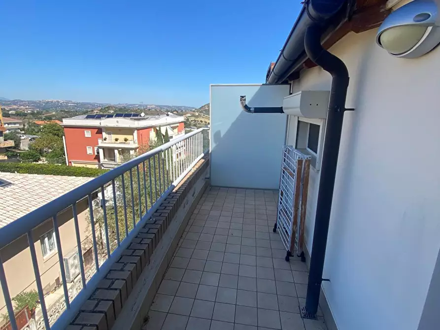 Immagine 8 di Trilocale in vendita  in VIA MATTATOIO VECCHIO a Spoltore