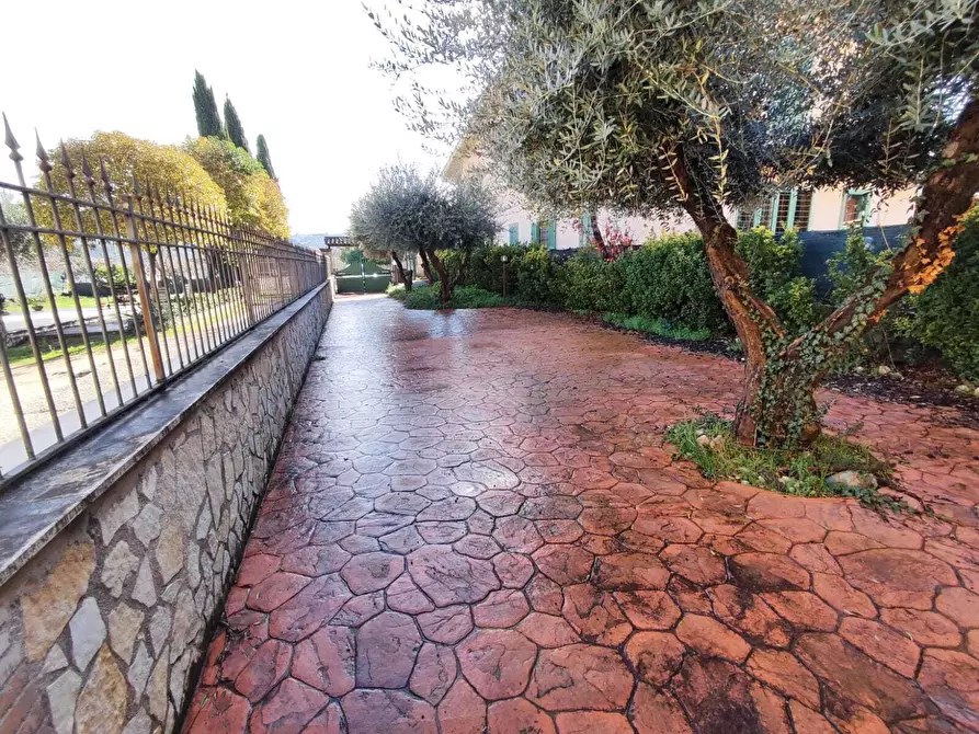 Immagine 11 di Trilocale in vendita  in via niccolò tommaseo 51 a Guidonia Montecelio