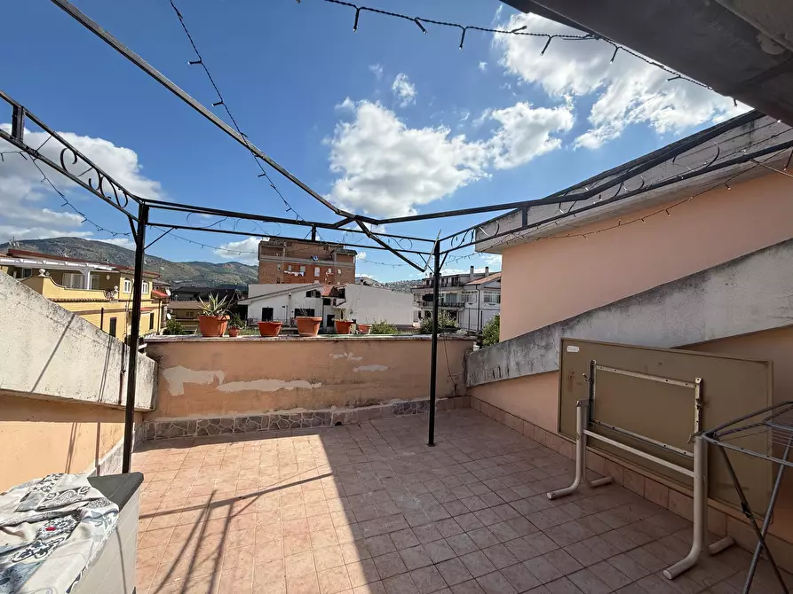 Immagine 9 di Trilocale in vendita  in via maremmana inferiore 110 a Guidonia Montecelio