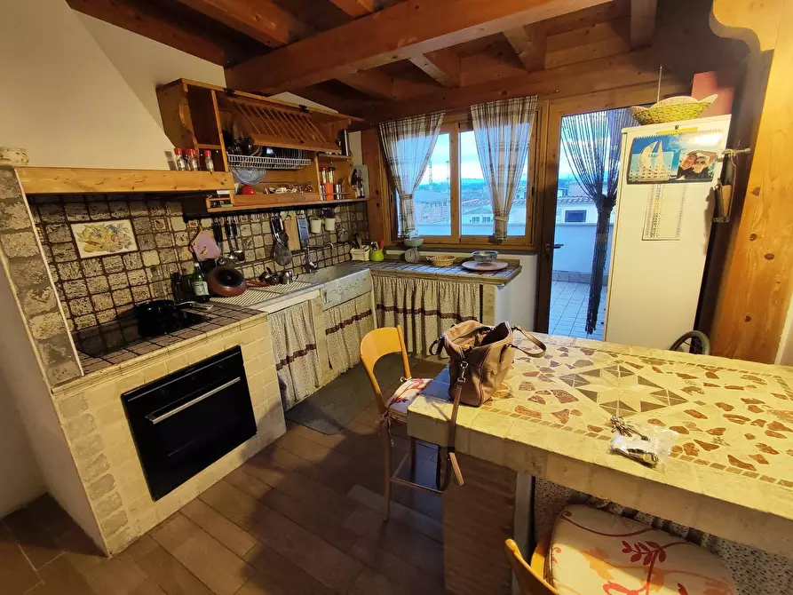 Immagine 17 di Trilocale in vendita  in Via Nicola Ricciotti 50 a Guidonia Montecelio