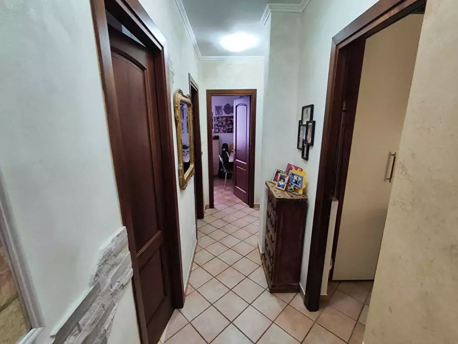 Immagine 13 di Quadrilocale in vendita  in Via Vincenzo Lunardi 2 a Guidonia Montecelio