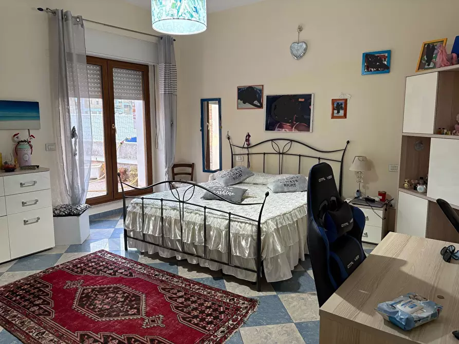 Immagine 19 di Pentalocale in vendita  a Sassari