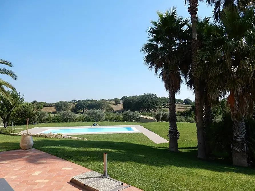 Immagine 3 di Rustico / casale in vendita  a Noto