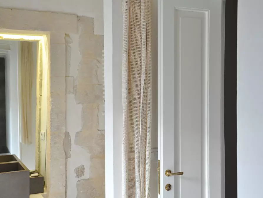 Immagine 17 di Appartamento in vendita  in VICOLO DELL'OLIVO a Siracusa