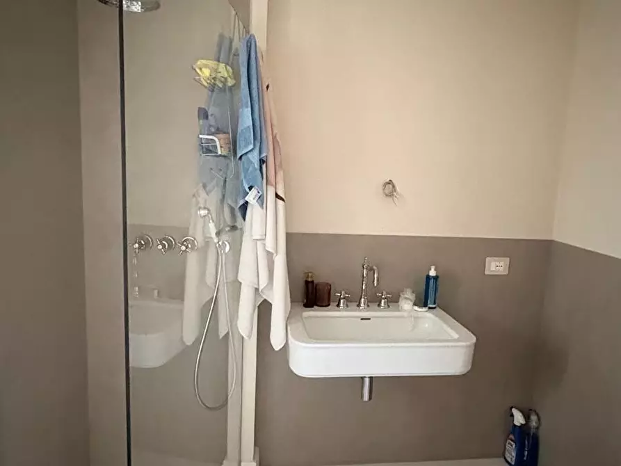 Immagine 19 di Quadrilocale in vendita  in Via delle Grazie a Siracusa