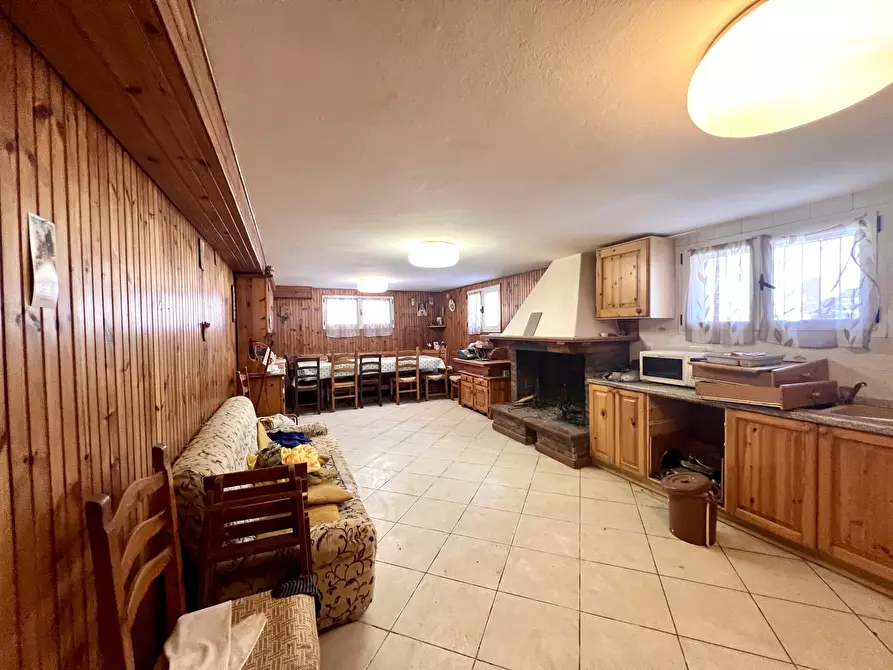 Immagine 28 di Porzione di casa in vendita  a Cesena