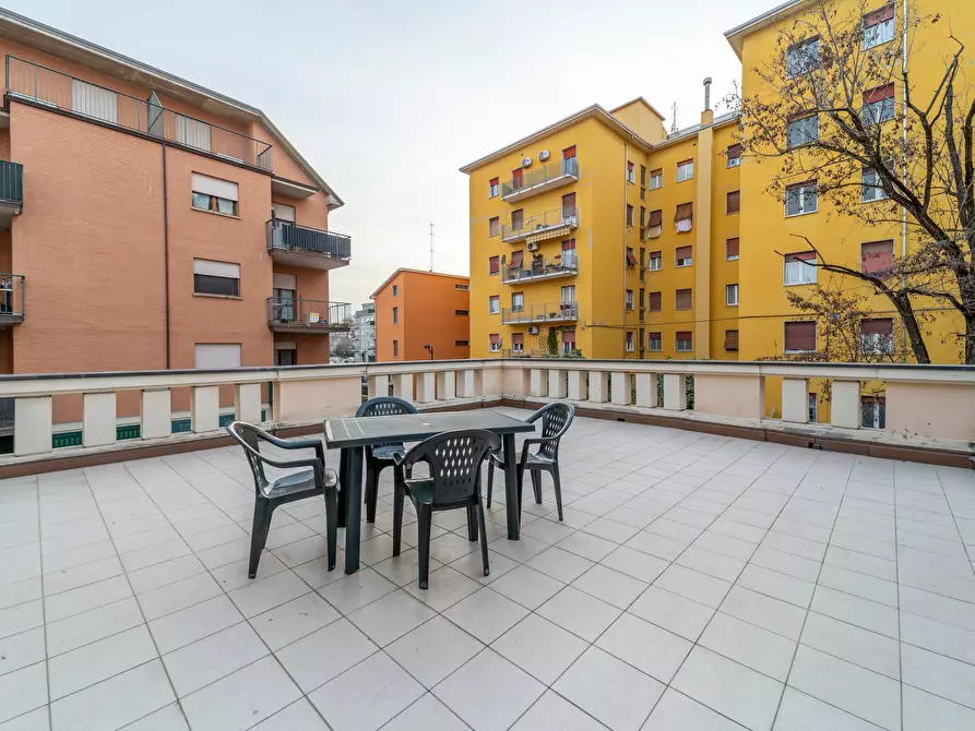 Immagine 16 di Bilocale in affitto  in Via A. M. Pesenti 3 a Parma