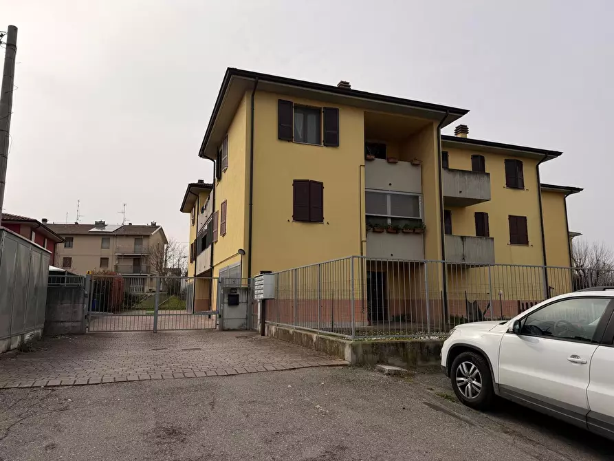 Immagine 3 di Appartamento in vendita  in Strada Villa di Sotto 39 a Fontevivo