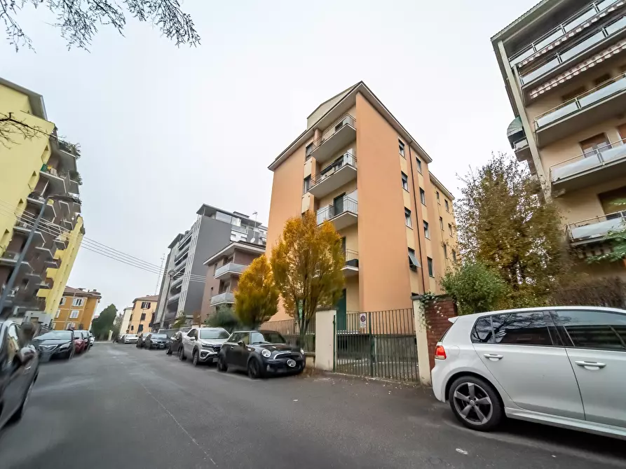 Immagine 21 di Trilocale in vendita  in Via Augusto Migliavacca 6 a Parma