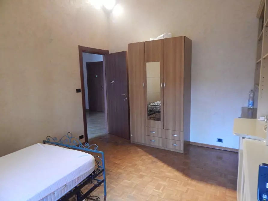 Immagine 13 di Stanza singola in affitto  in Viale Antonio Gramsci 5 a Parma