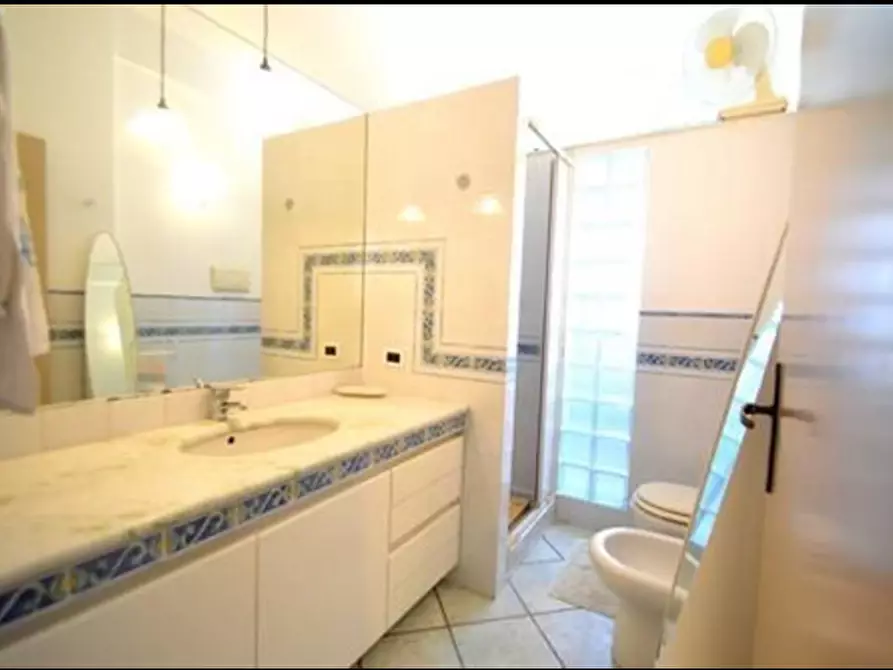 Immagine 17 di Villetta a schiera in affitto  a Castellammare Del Golfo