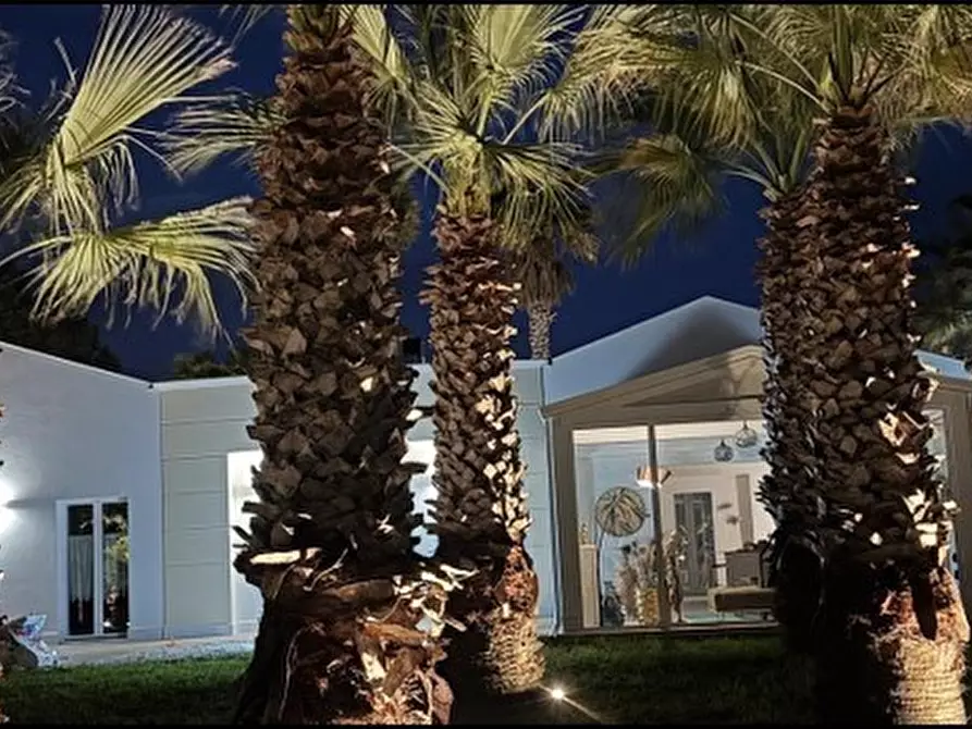 Immagine 48 di Villa in vendita  a Partinico