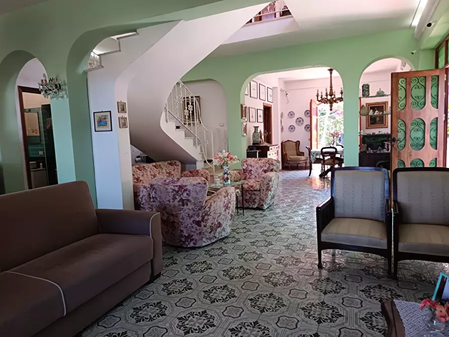Immagine 67 di Villa in vendita  a Trabia