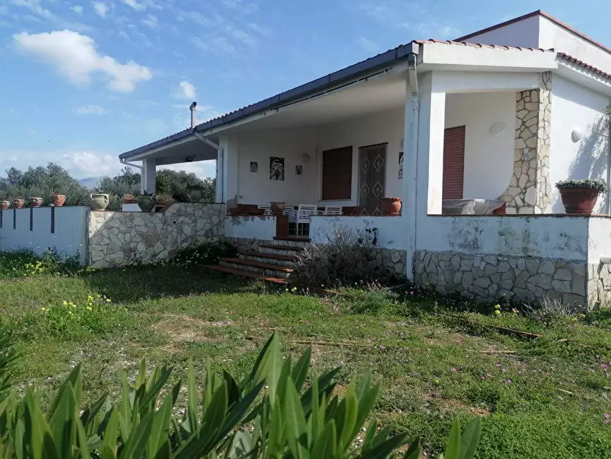 Immagine 28 di Villetta a schiera in vendita  a Trappeto