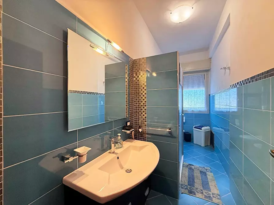 Immagine 4 di Villetta a schiera in vendita  a Castellammare Del Golfo