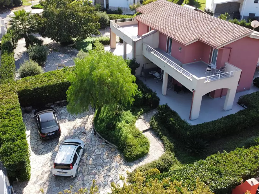 Immagine 79 di Villetta a schiera in vendita  a Castellammare Del Golfo