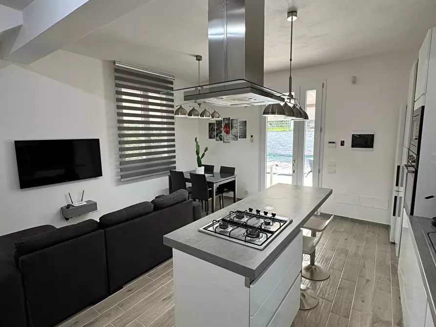 Immagine 50 di Casa semindipendente in vendita  a Altavilla Milicia