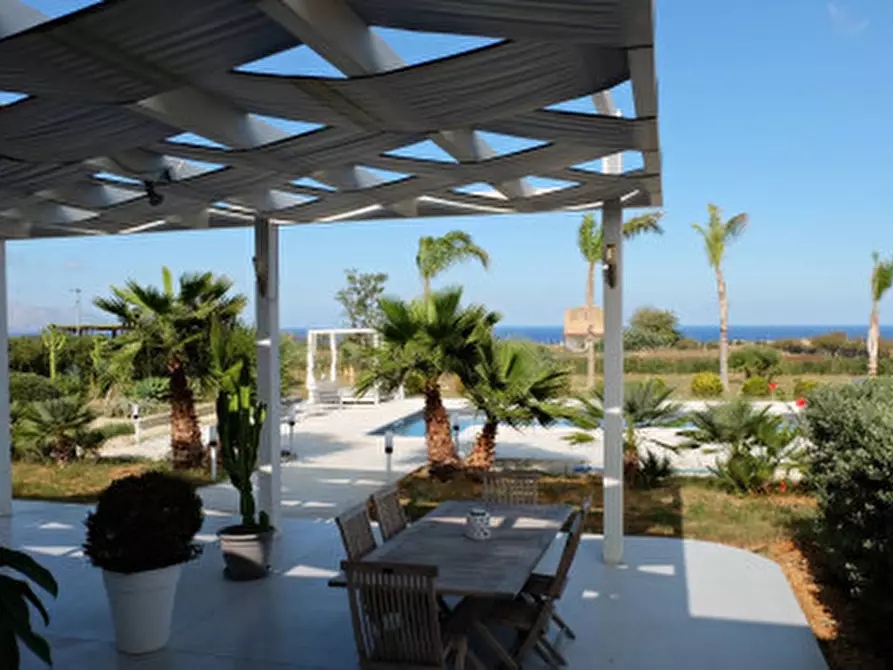 Immagine 28 di Villa in vendita  a Partinico