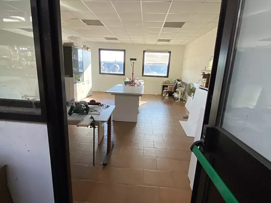 Immagine 16 di Capannone industriale in vendita  in Via delle Industrie a Guardamiglio