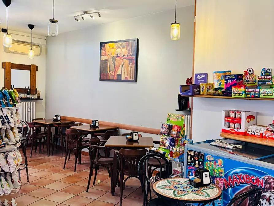 Immagine 4 di Bar / Ristorante in vendita  in Via San Giovanni Bosco 24 a Tavazzano Con Villavesco