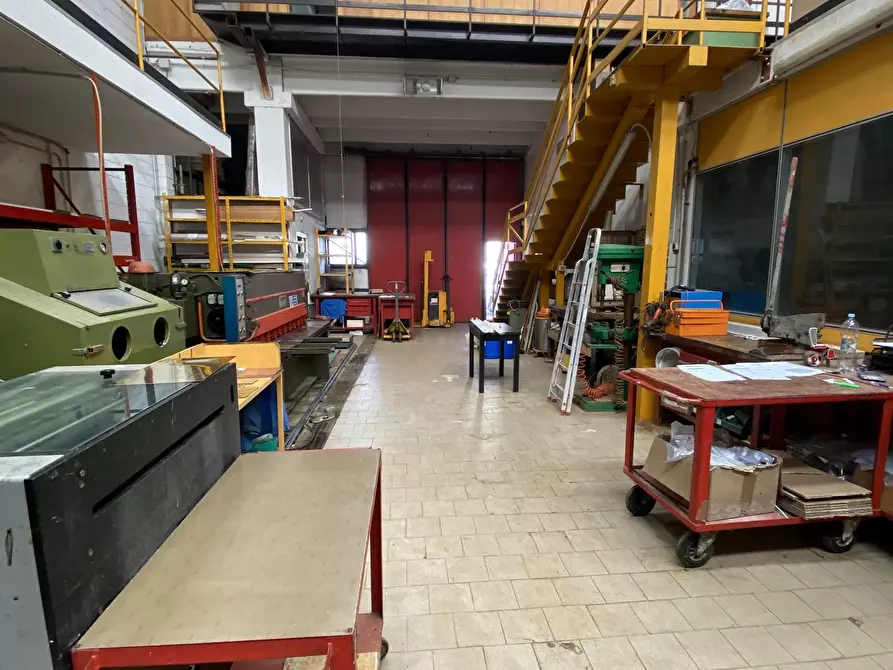 Immagine 13 di Capannone industriale in vendita  in Via G. di Vittorio 18 a Peschiera Borromeo