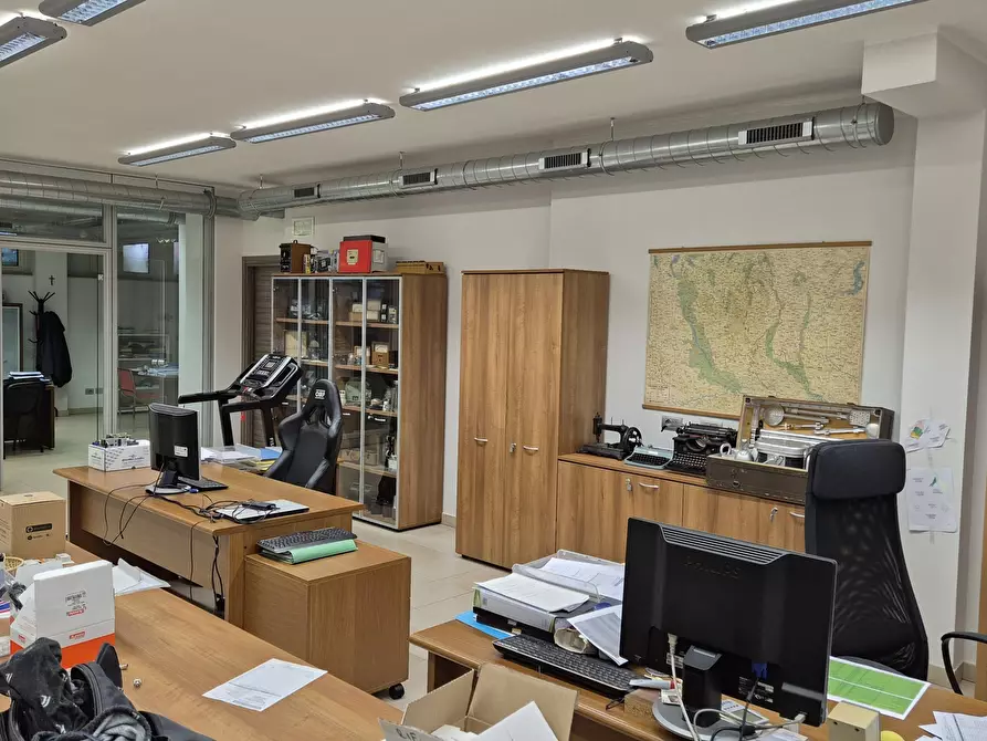 Immagine 7 di Magazzino in vendita  in Viale Rimembranze 36 a Lodi