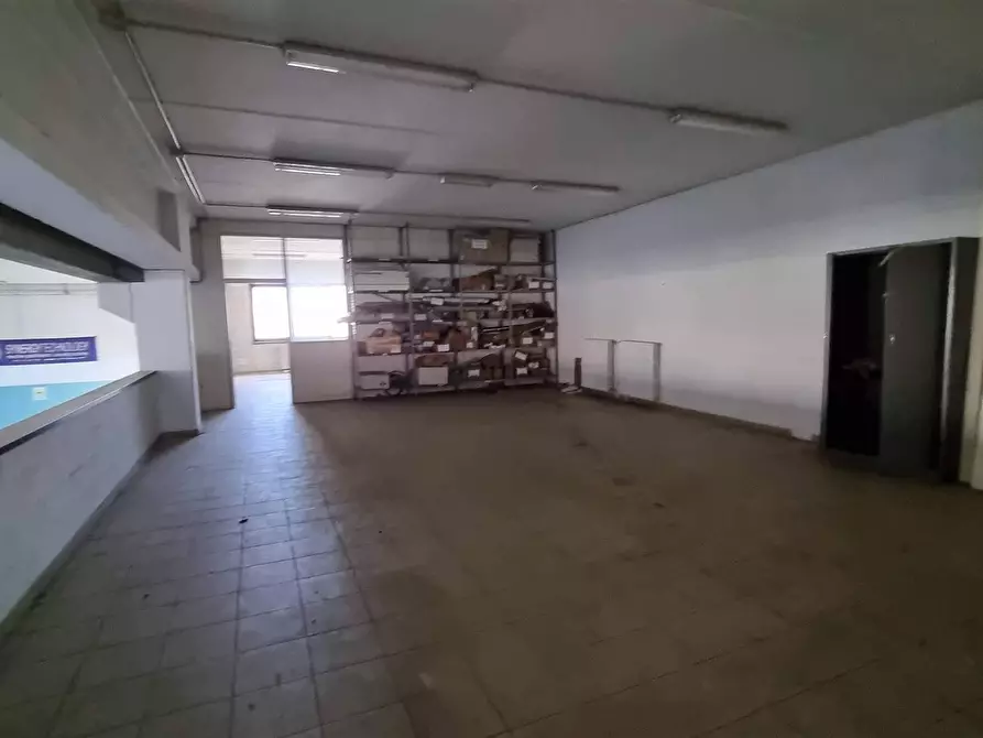 Immagine 10 di Capannone industriale in vendita  in Via G. Curioni 4 a Galgagnano