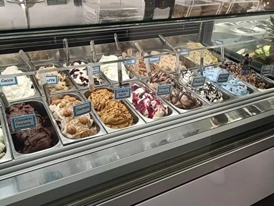 Immagine 1 di Gelateria in vendita  in Via Leonardo da Vinci 1 a Bagnolo Cremasco