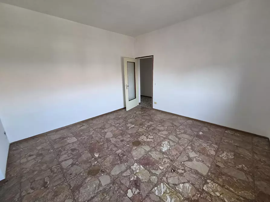 Immagine 13 di Quadrilocale in vendita  in Via Aurelio Saffi 6 a Casalmaggiore