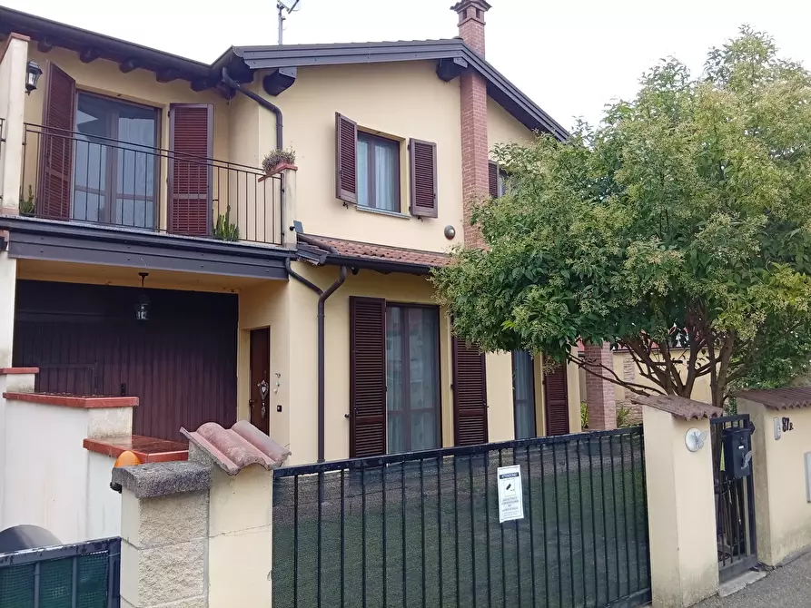 Immagine 1 di Villa in vendita  in Via Bardellina 87 a Martignana Di Po