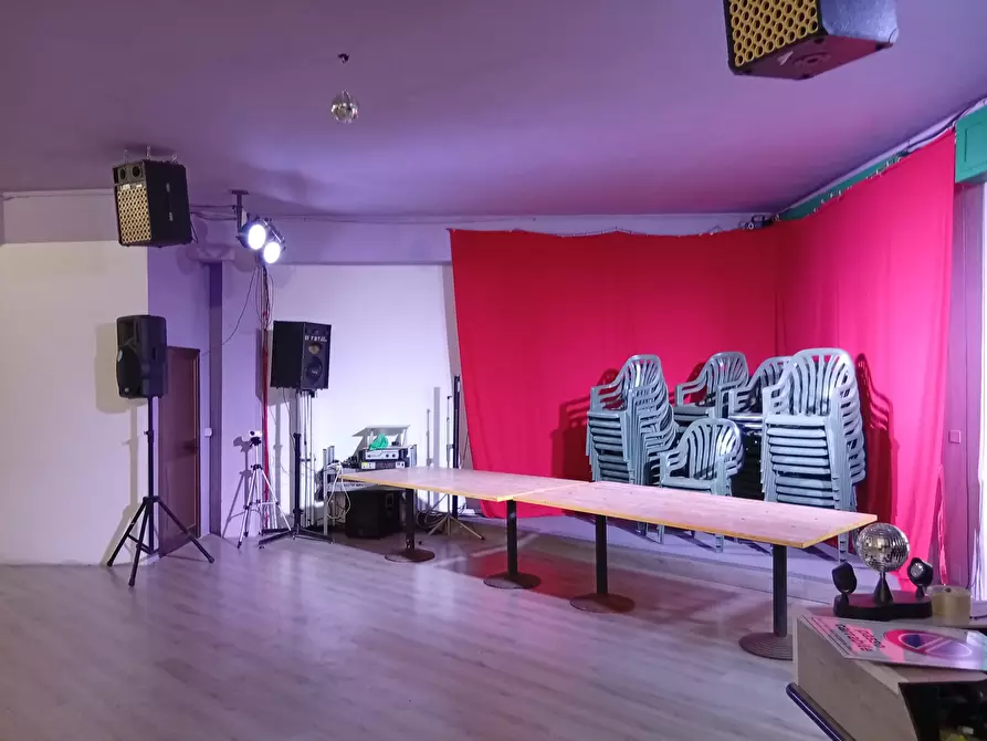 Immagine 11 di Palazzo in vendita  in Piazza Carlo Comaschi 40 a Gussola