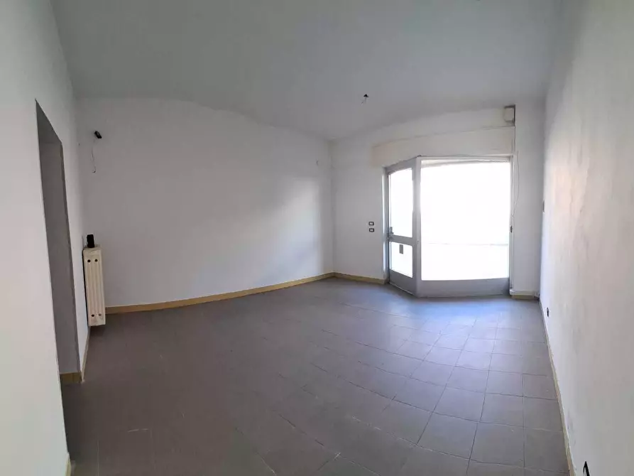 Immagine 2 di Locale commerciale in vendita  in Via Azzo Porzio 118 a Casalmaggiore
