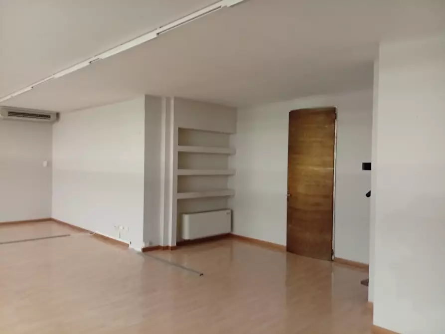 Immagine 5 di Ufficio in vendita  in VIA FAVAGROSSA 14 a Casalmaggiore