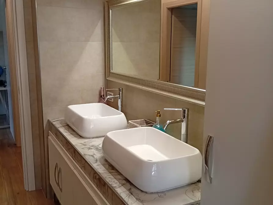 Immagine 15 di Quadrilocale in vendita  in VIA DON. P. MARCHESELLI 20 a Casalmaggiore