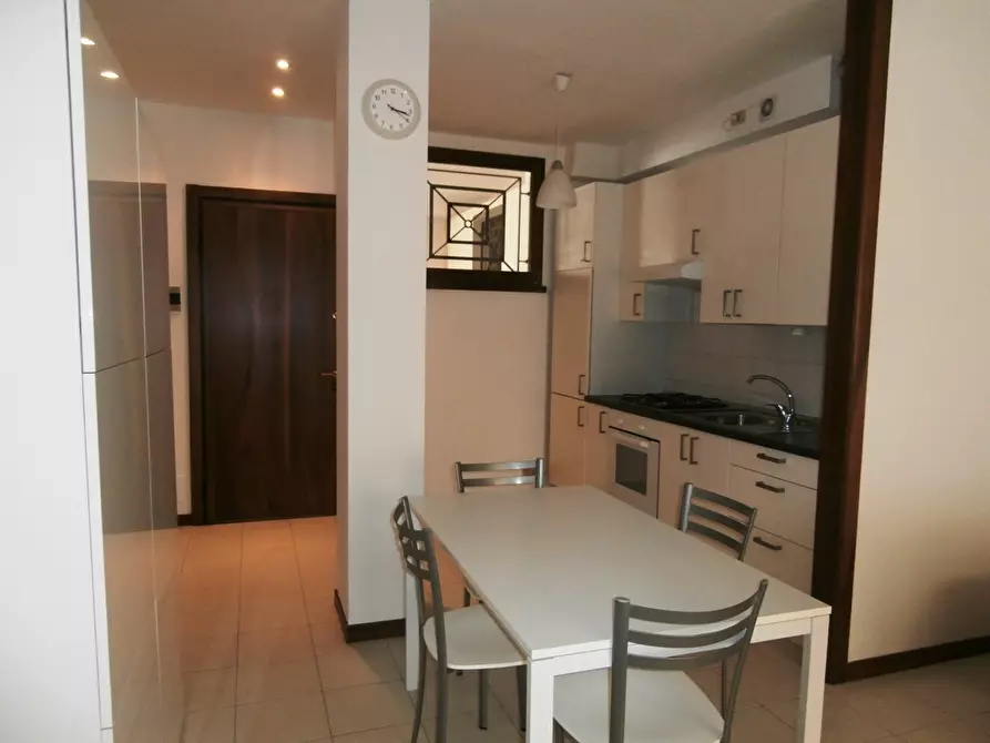 Immagine 5 di Appartamento in affitto  in Corso del Popolo 392 a Rovigo