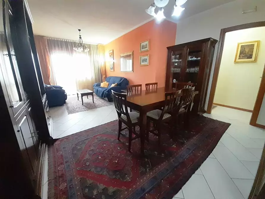 Immagine 6 di Appartamento in vendita  a Rovigo