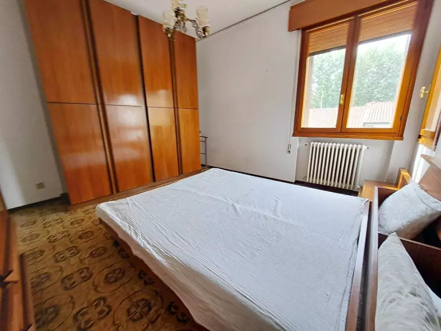 Immagine 11 di Appartamento in vendita  in Via Domenico Baroni 26 a Rovigo