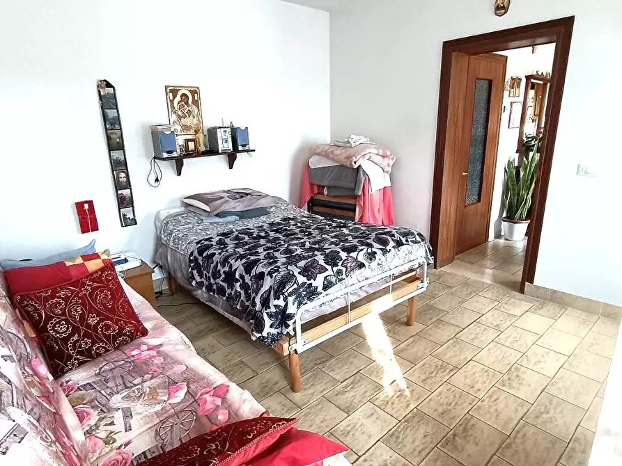 Immagine 5 di Casa indipendente in vendita  a Rovigo