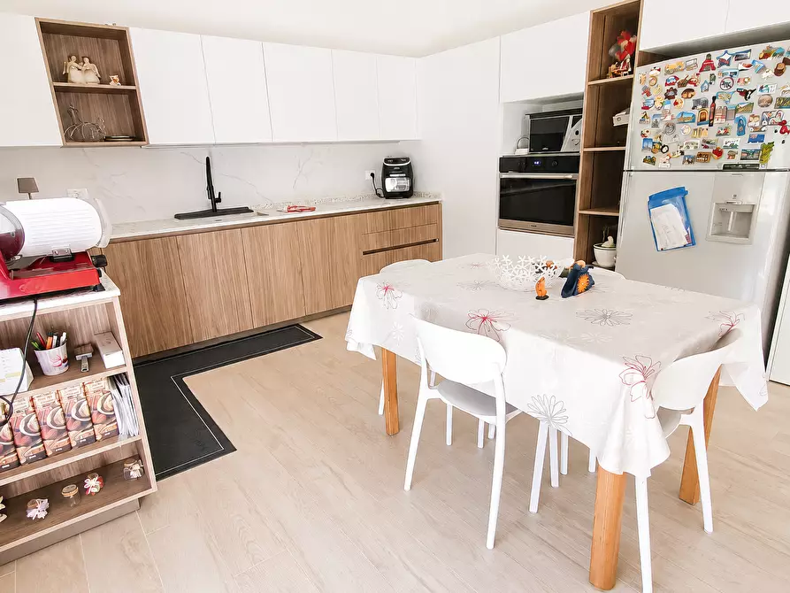 Immagine 11 di Casa indipendente in vendita  a Rovigo