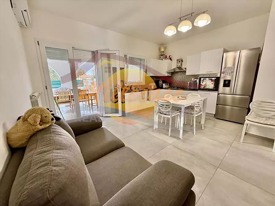 Immagine 15 di Appartamento in vendita  in VIA CAPO MURRO DI PORCO a Siracusa