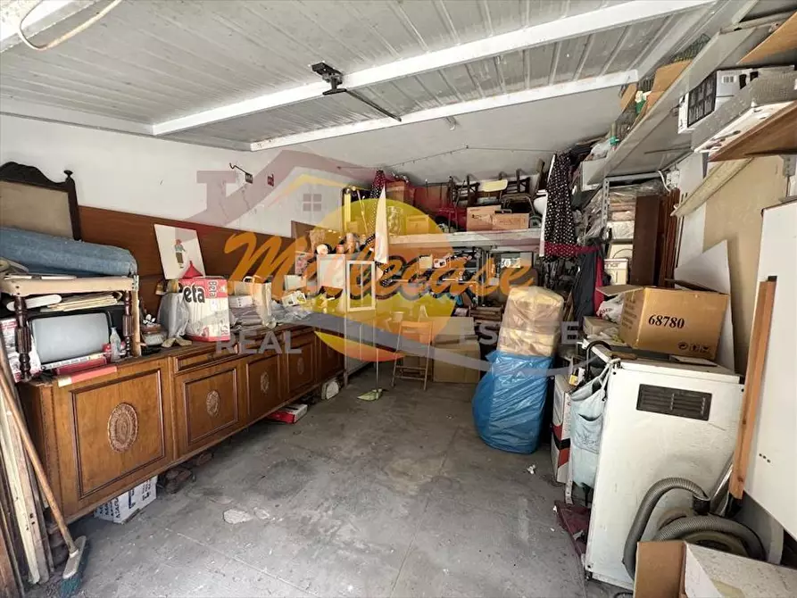 Immagine 10 di Quadrilocale in vendita  in Via Santi Amato a Siracusa