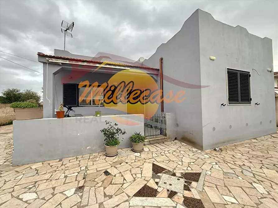 Immagine 8 di Villa in vendita  in VIA DELLA DONZELLA a Siracusa