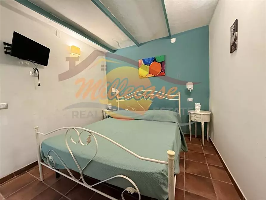 Immagine 14 di Bilocale in vendita  in Via dell'Apollonion a Siracusa