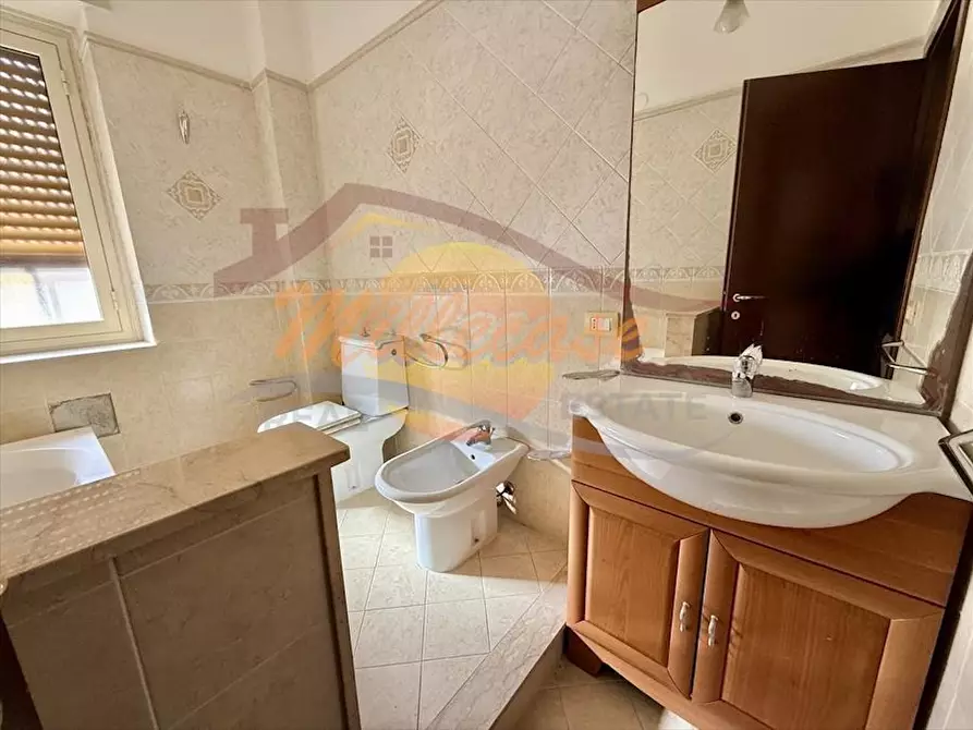 Immagine 14 di Pentalocale in vendita  in VIALE TUNISI a Siracusa