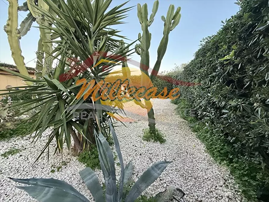 Immagine 22 di Casa bifamiliare in vendita  in Traversa Sinerchia a Siracusa