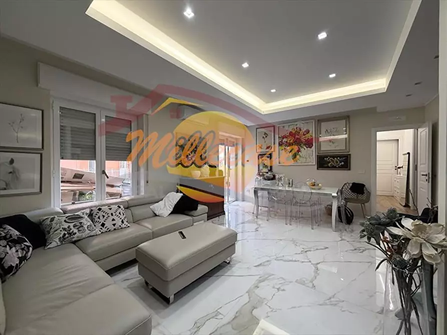 Immagine 17 di Trilocale in vendita  in Viale Santa Panagia a Siracusa