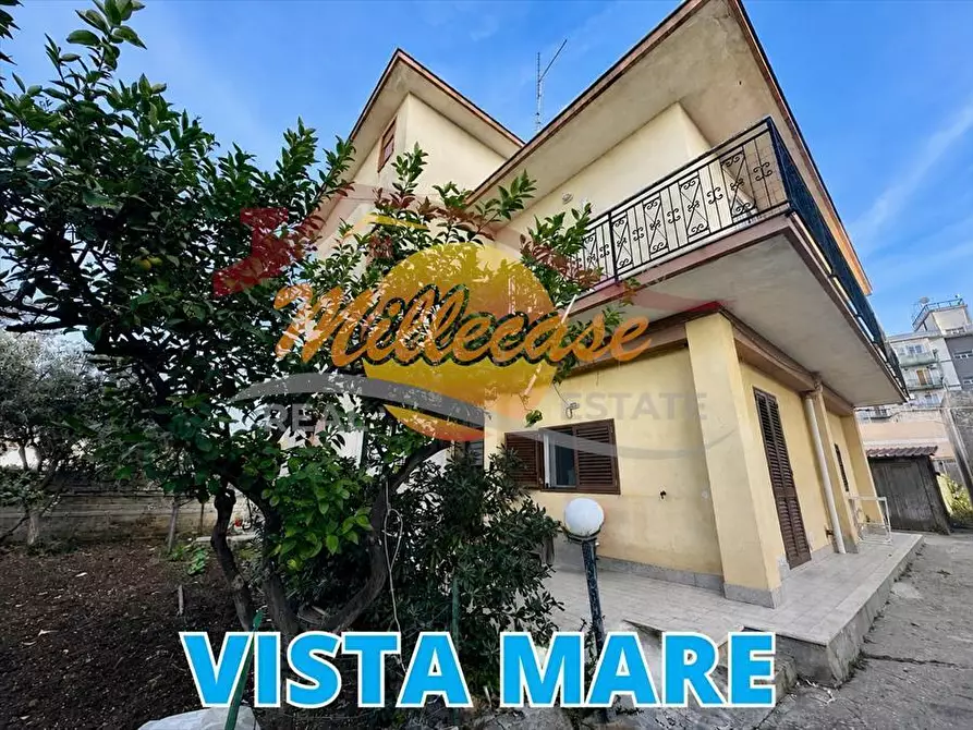 Immagine 35 di Villa in vendita  in Via Franca Maria Gianni a Siracusa